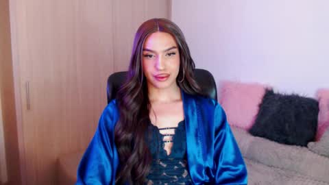 Samara Silex online show from 10-20-25, 02:45