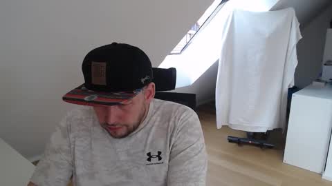 TopBoy online show from 03-04-26, 08:42