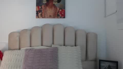 Snapshot of samgomez_ chatting on 11-06-25, 02:51 Samantha online show from 11-06-25, 02:51