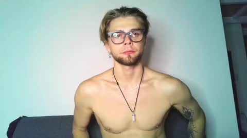 Fansly -       Top4fans   online show from 04-16-26, 02:07