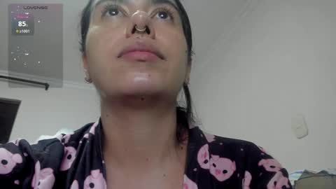 Samantha Santacoloma online show from 03-05-25, 01:52