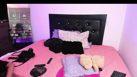 samiacooper25 online show from 01-10-26, 09:00