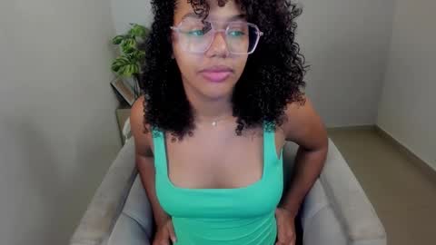 Samie Mury  online show from 12-15-25, 03:22