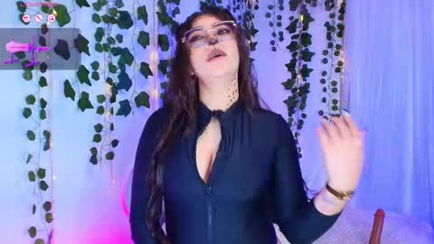 samii evans  online show from 10-30-25, 03:19