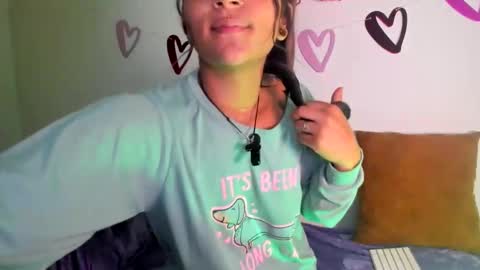 Snapshot of samikiulers chatting on 02-24-25, 11:32 Sami online show from 02-24-25, 11:32