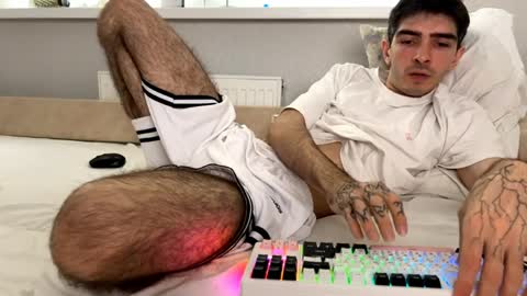 Sam online show from 04-04-26, 01:19