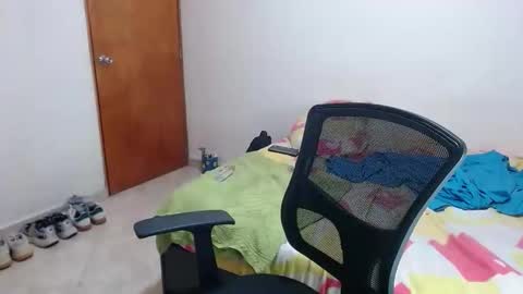 samir_music_ online show from 10-15-25, 03:17