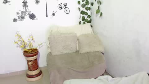 SAMIRA online show from 01-23-25, 04:19