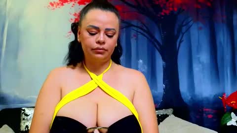     online show from 12-03-25, 12:18