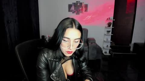 SARA online show from 01-23-25, 01:08