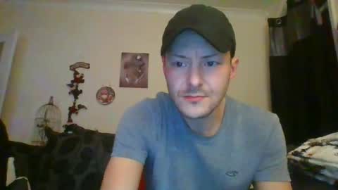 sexy lad looking for fun online show from 12-08-24, 08:04