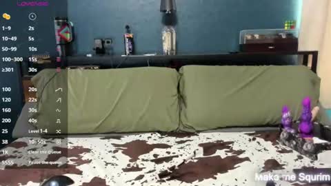 Snapshot of sammie_ray1 chatting on 06-24-26, 04:28 sammie_ray1 online show from 06-24-26, 04:28