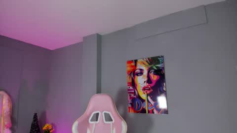 Sammy Rose online show from 12-14-25, 08:02