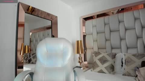 Sammy online show from 11-25-25, 05:13