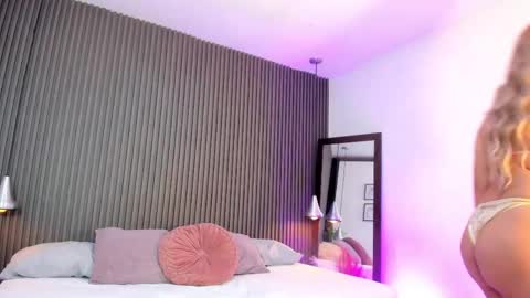 Axel online show from 04-16-26, 11:55