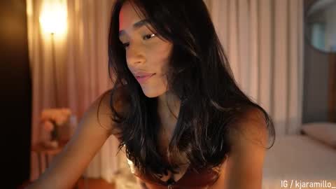 Snapshot of sammyjarama chatting on 10-08-25, 10:40 Sam online show from 10-08-25, 10:40