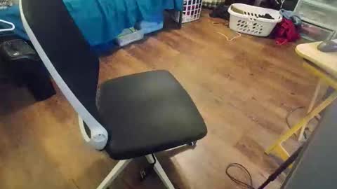 Snapshot of sammytimelove chatting on 11-08-25, 11:03 Sammy Time online show from 11-08-25, 11:03