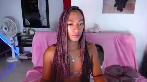 Snapshot of samny_doll369 chatting on 06-06-26, 02:49 Samy doll online show from 06-06-26, 02:49