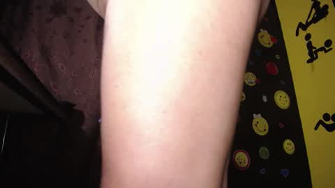 Snapshot of samrocker_sex chatting on 02-06-25, 03:31 adriana online show from 02-06-25, 03:31