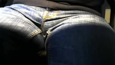 Snapshot of samsoncando1 chatting on 02-10-25, 09:14 samsoncando1 online show from 02-10-25, 09:14