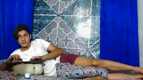 Snapshot of samuel_sincee chatting on 11-27-25, 06:04 Samuel Sincee online show from 11-27-25, 06:04