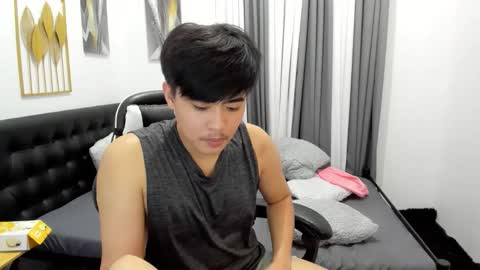 Sam online show from 03-11-26, 06:25