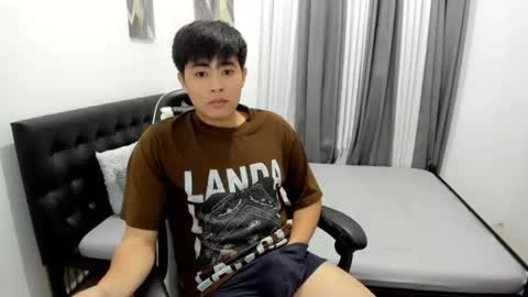 Snapshot of samuelangelo chatting on 07-08-26, 12:42 Sam online show from 07-08-26, 12:42