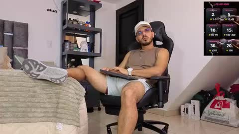  Samuel Coopper  online show from 03-25-26, 06:58