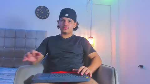 samxx_muscle online show from 12-18-25, 02:56