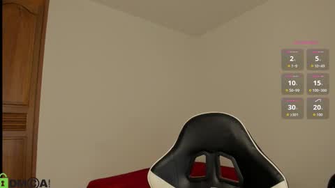 Snapshot of samy_bae chatting on 12-13-25, 11:21 Samantha online show from 12-13-25, 11:21