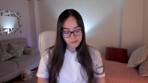 Snapshot of samy_one chatting on 11-21-25, 10:19 Samy online show from 11-21-25, 10:19