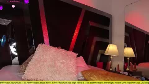 Snapshot of samy_ross_ chatting on 05-29-26, 04:10 Find me at when im offline here. online show from 05-29-26, 04:10