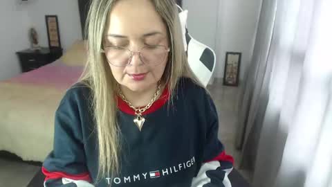 Snapshot of samy_vsn chatting on 01-30-25, 08:53 samy_vsn online show from 01-30-25, 08:53