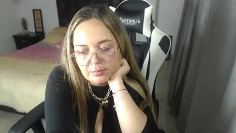 Snapshot of samy_vsn chatting on 01-30-25, 11:55 samy_vsn online show from 01-30-25, 11:55