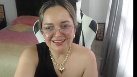 Snapshot of samy_vsn chatting on 02-14-25, 08:26 samy_vsn online show from 02-14-25, 08:26