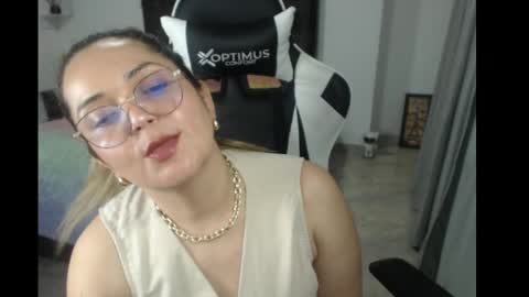 Snapshot of samy_vsn chatting on 02-23-25, 12:08 samy_vsn online show from 02-23-25, 12:08