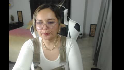 Snapshot of samy_vsn chatting on 02-27-25, 11:37 samy_vsn online show from 02-27-25, 11:37