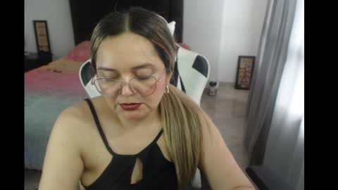 Snapshot of samy_vsn chatting on 03-06-25, 06:48 samy_vsn online show from 03-06-25, 06:48