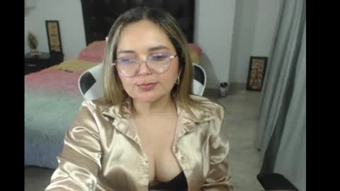 Snapshot of samy_vsn chatting on 03-07-25, 01:20 samy_vsn online show from 03-07-25, 01:20