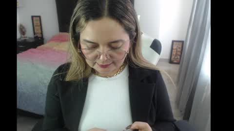 Snapshot of samy_vsn chatting on 03-08-25, 06:05 samy_vsn online show from 03-08-25, 06:05