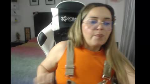 Snapshot of samy_vsn chatting on 03-11-25, 09:37 samy_vsn online show from 03-11-25, 09:37