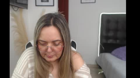 Snapshot of samy_vsn chatting on 09-15-25, 07:47 samy_vsn online show from 09-15-25, 07:47