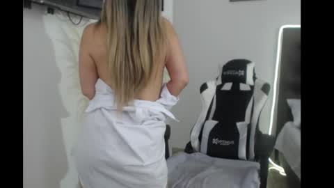 Snapshot of samy_vsn chatting on 10-01-25, 06:47 samy_vsn online show from 10-01-25, 06:47