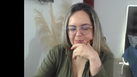 Snapshot of samy_vsn chatting on 10-18-25, 06:30 samy_vsn online show from 10-18-25, 06:30