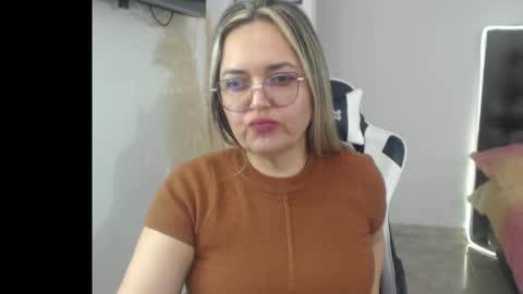 Snapshot of samy_vsn chatting on 11-30-25, 06:56 samy_vsn online show from 11-30-25, 06:56