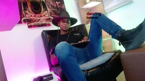 Snapshot of sander_ath chatting on 11-05-25, 09:48 Sander online show from 11-05-25, 09:48