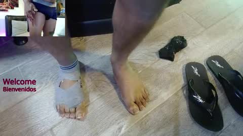 Snapshot of sander_ath chatting on 11-11-25, 10:21 Sander online show from 11-11-25, 10:21