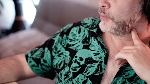 Sanders online show from 01-26-25, 01:52