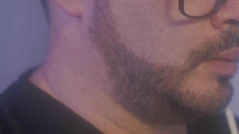 Snapshot of sanders_white chatting on 04-02-26, 02:09 Sanders online show from 04-02-26, 02:09