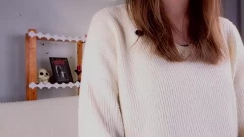 Isabel but you can call me Bella online show from 11-03-25, 12:35